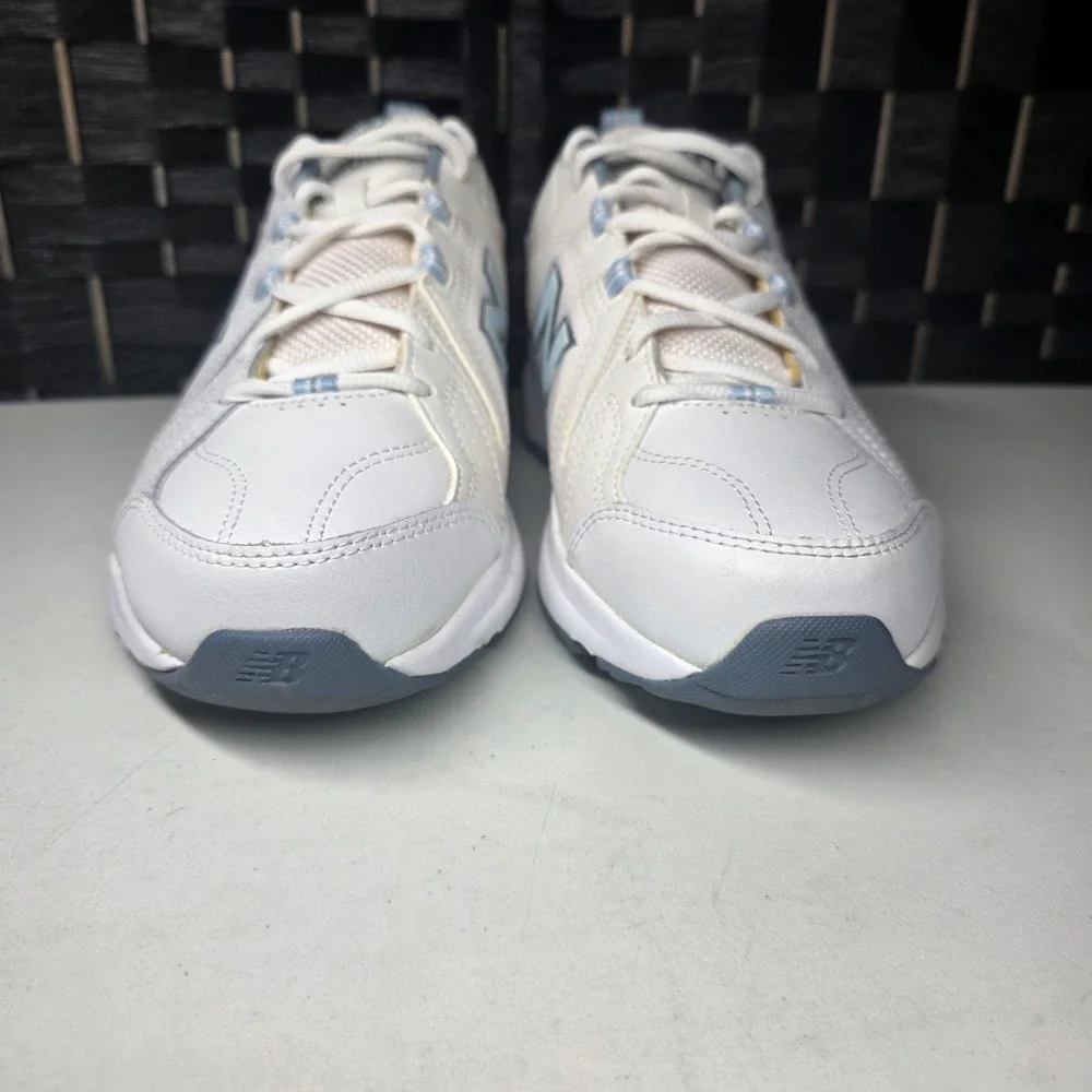 New Balance 608 Womens Size 8 White Blue Leather Chunky Training Shoes WX608WB5